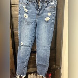 American Eagle women’s jeans. gently worn, smoke free home